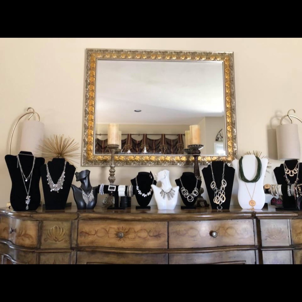 All jewelry 5.00 dollars